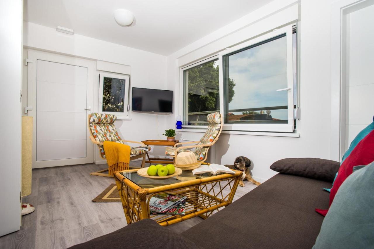 Apartments Jedro Petrcane Exterior photo